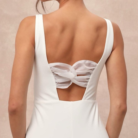 LULU’S Regal Classic White Sleeveless Twist-Back Maxi Dress - Picture 5 of 5